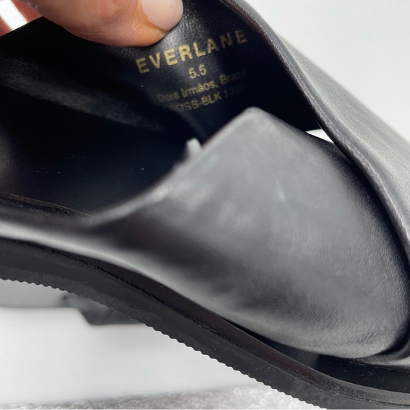 NEW Everlane Black Leather Day Crossover Sandal in Size 5.5 - Picture 11 of 11